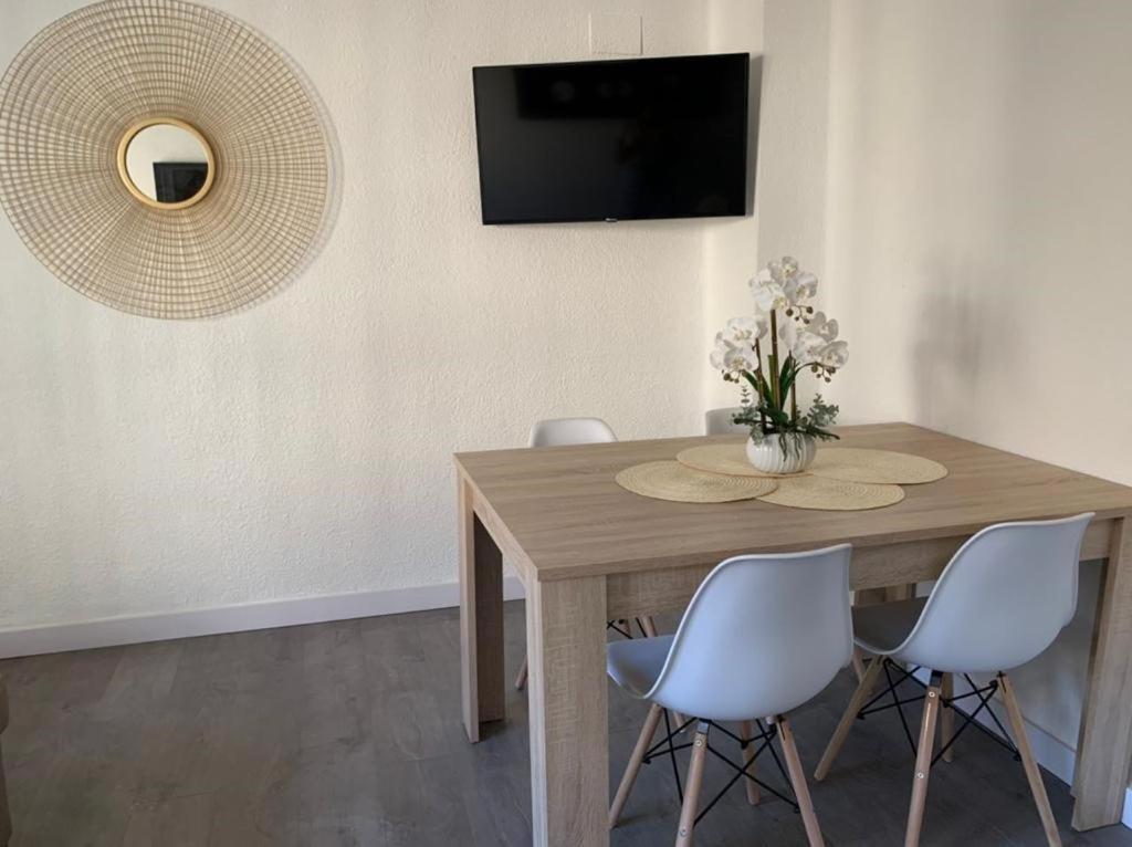 Espectacular Apartamento A 100mt De La Playa Arenas Apartment *