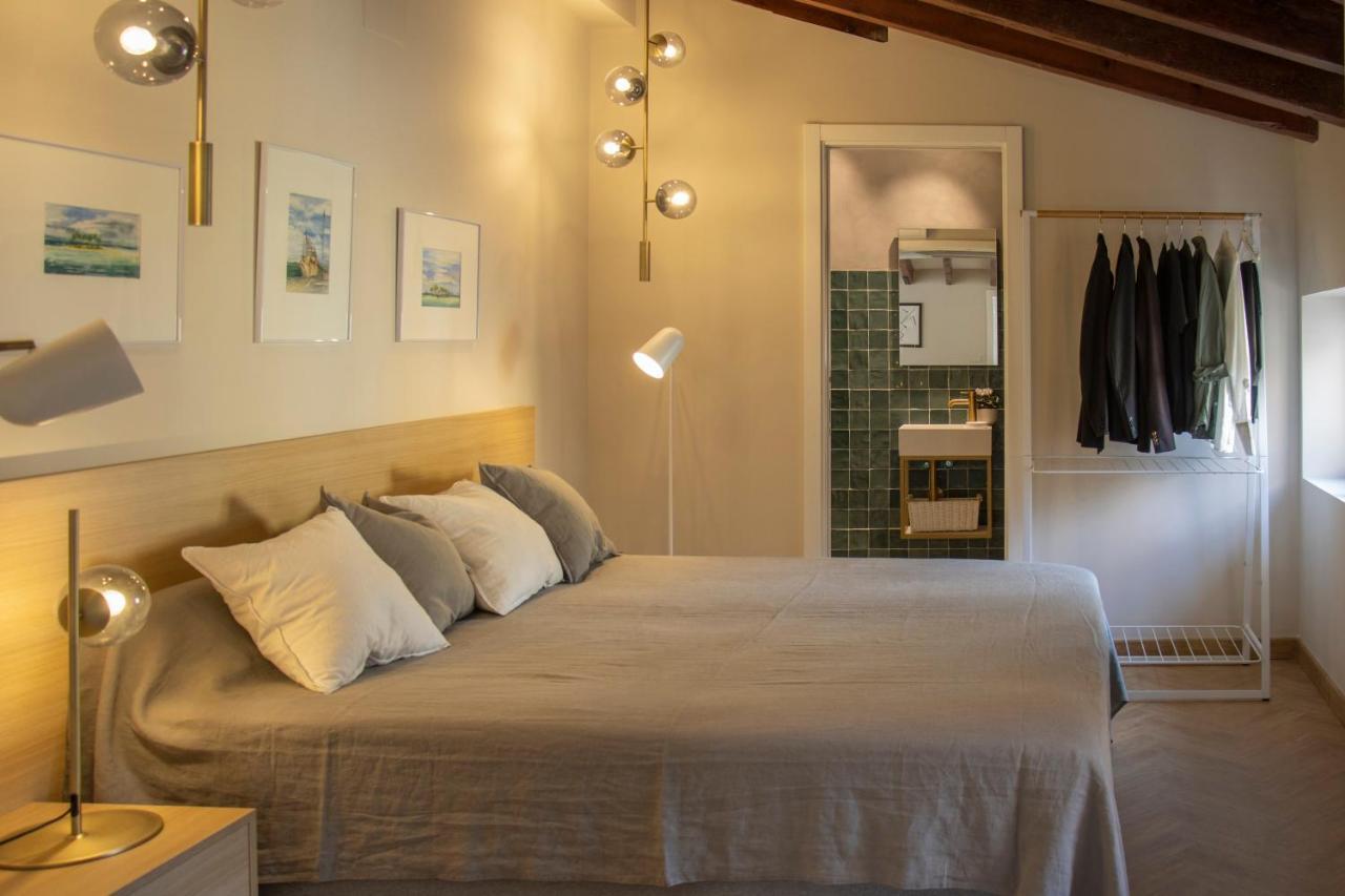 Singularstays Santa Cruz 9 *
