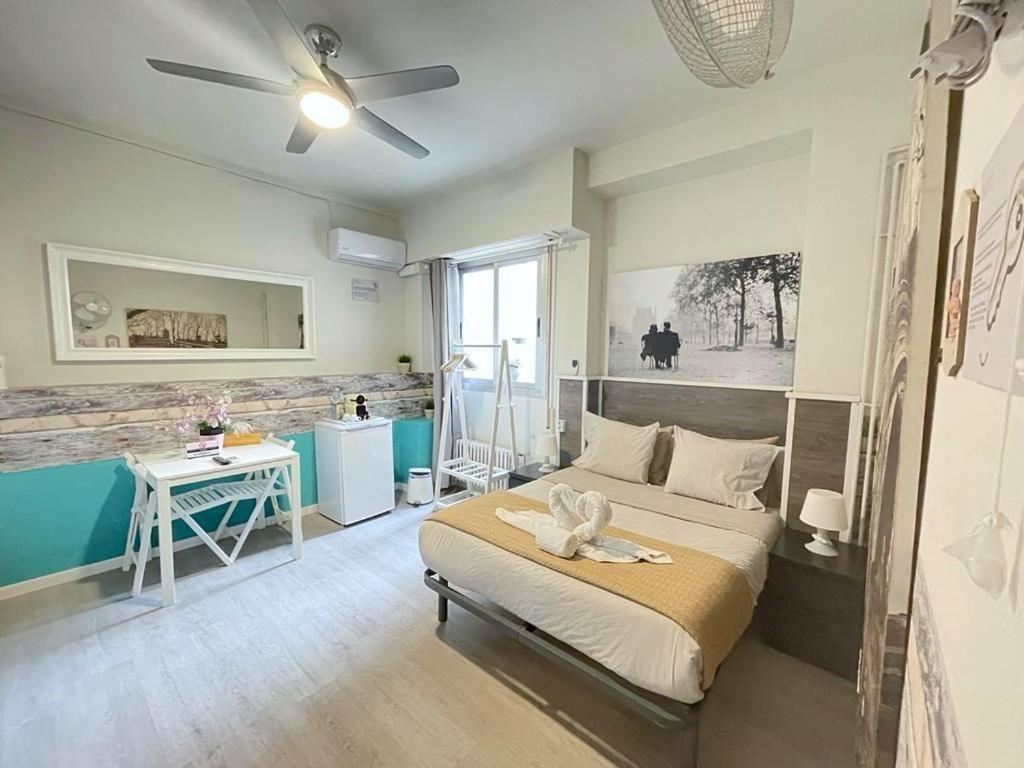 Suits You: Adults-only Centro Historico With Auto Check-in Hotel Valência
