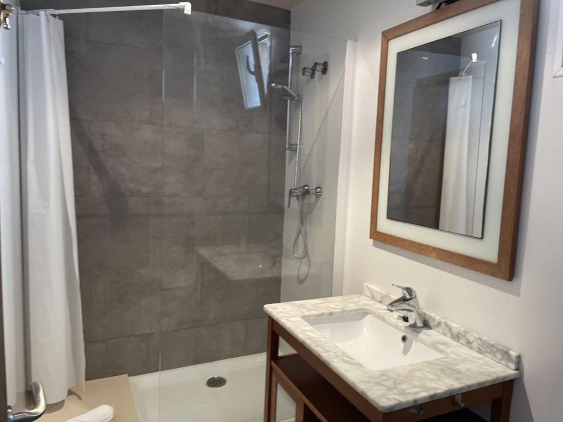 Balmes Market Mid-term Apartment *