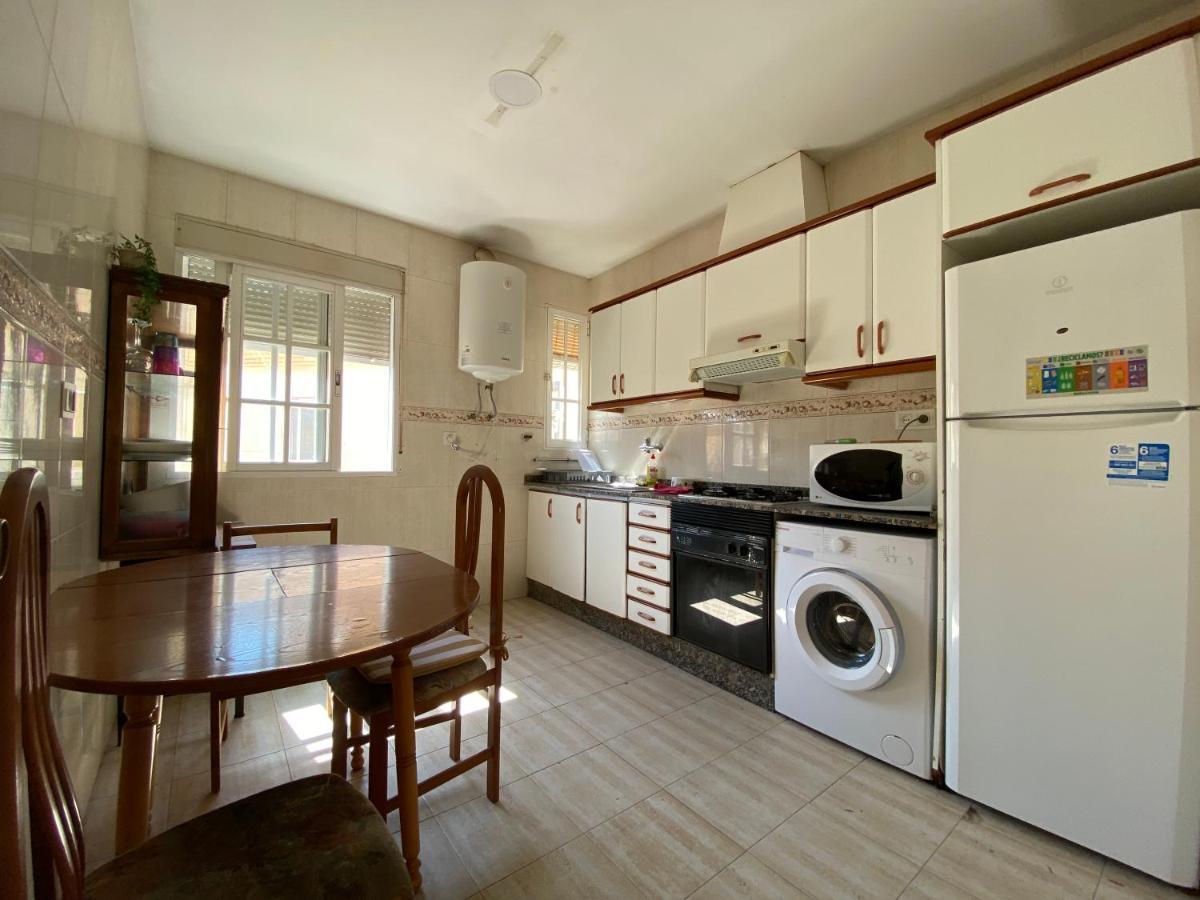 Apartment Bigger Flat Ideal Familia Near Center And