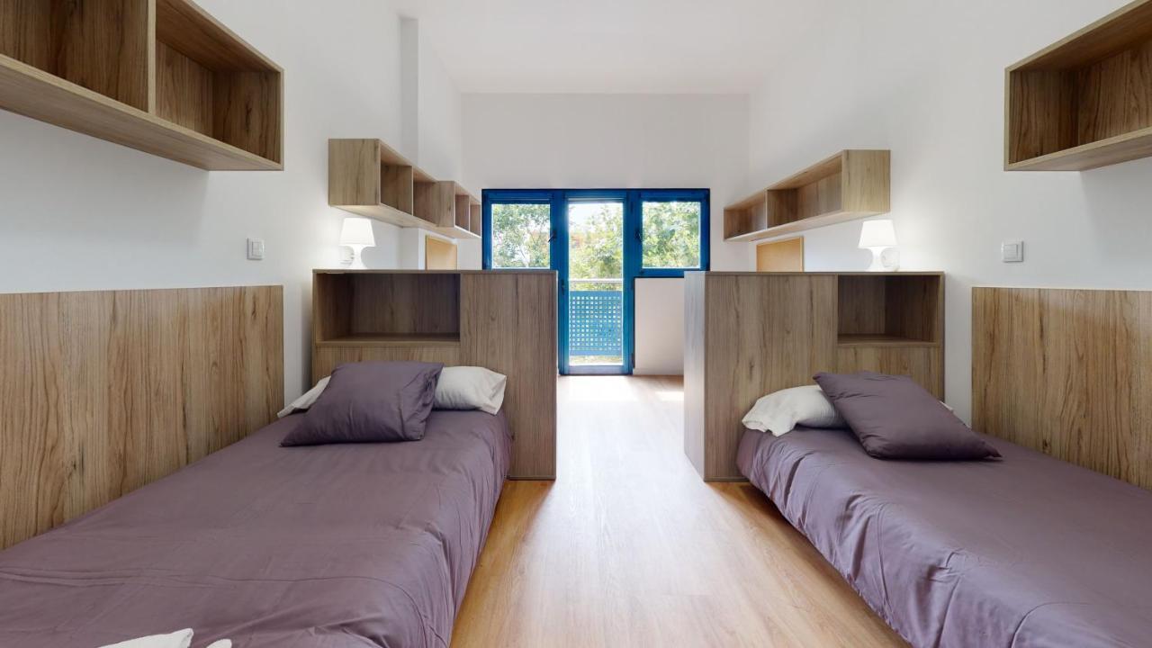 Juvenil Colegio Mayor Galileo Galilei Apartment