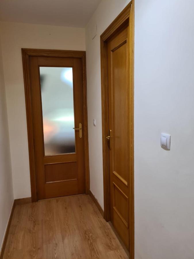 Con Bano Privado- En Casa Familiar Beatriz Valencia