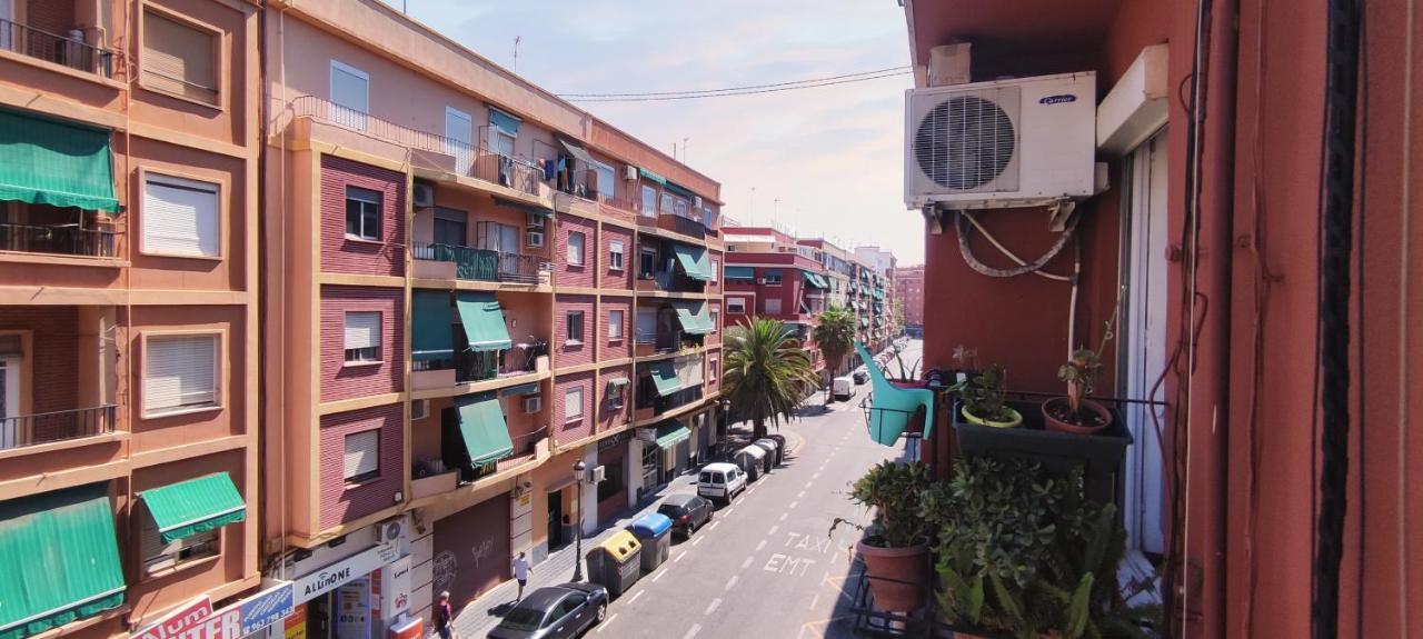 Habitacion Con Balcon Privado. Valencia