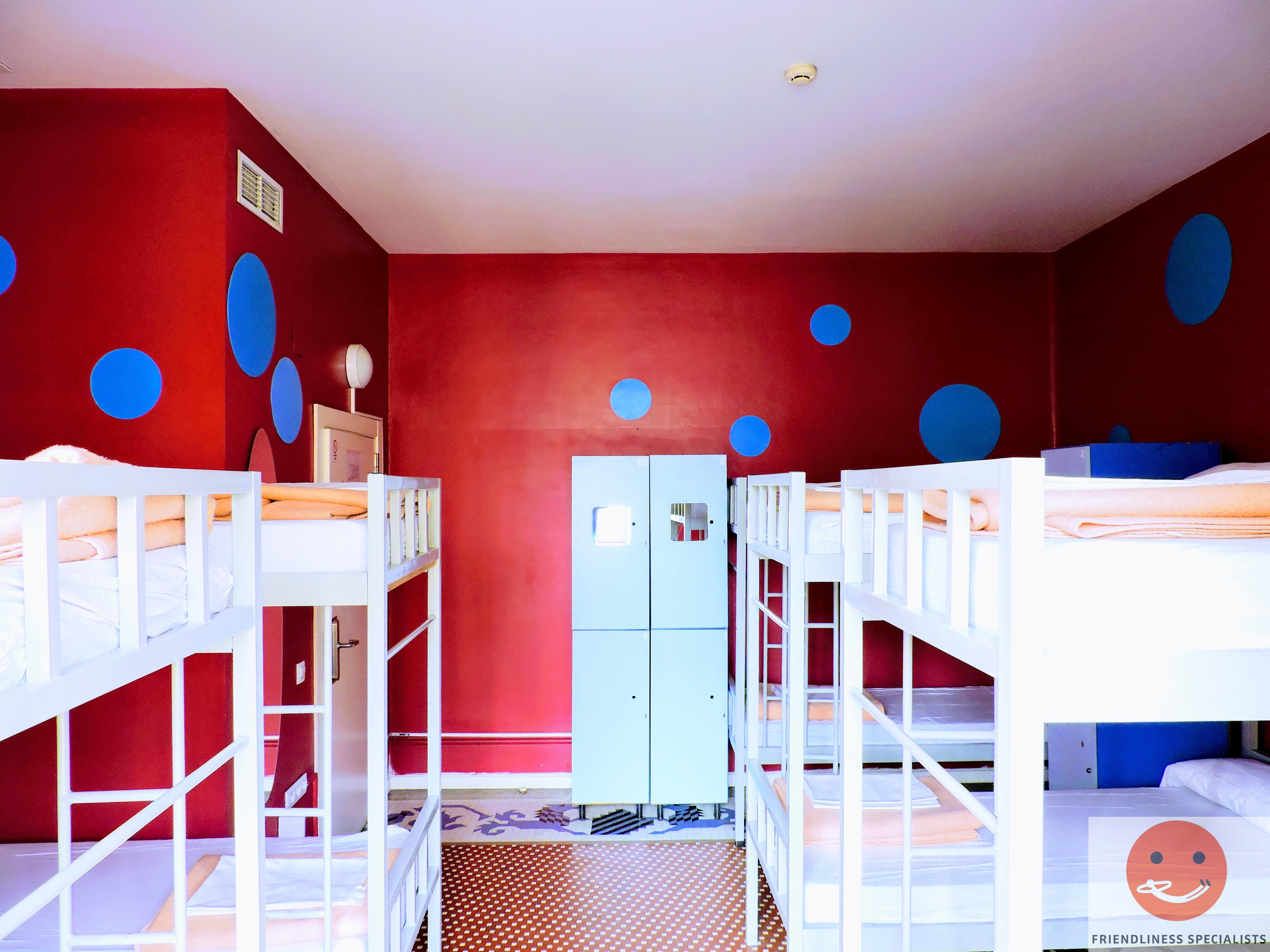 Purple Nest Hostel *
