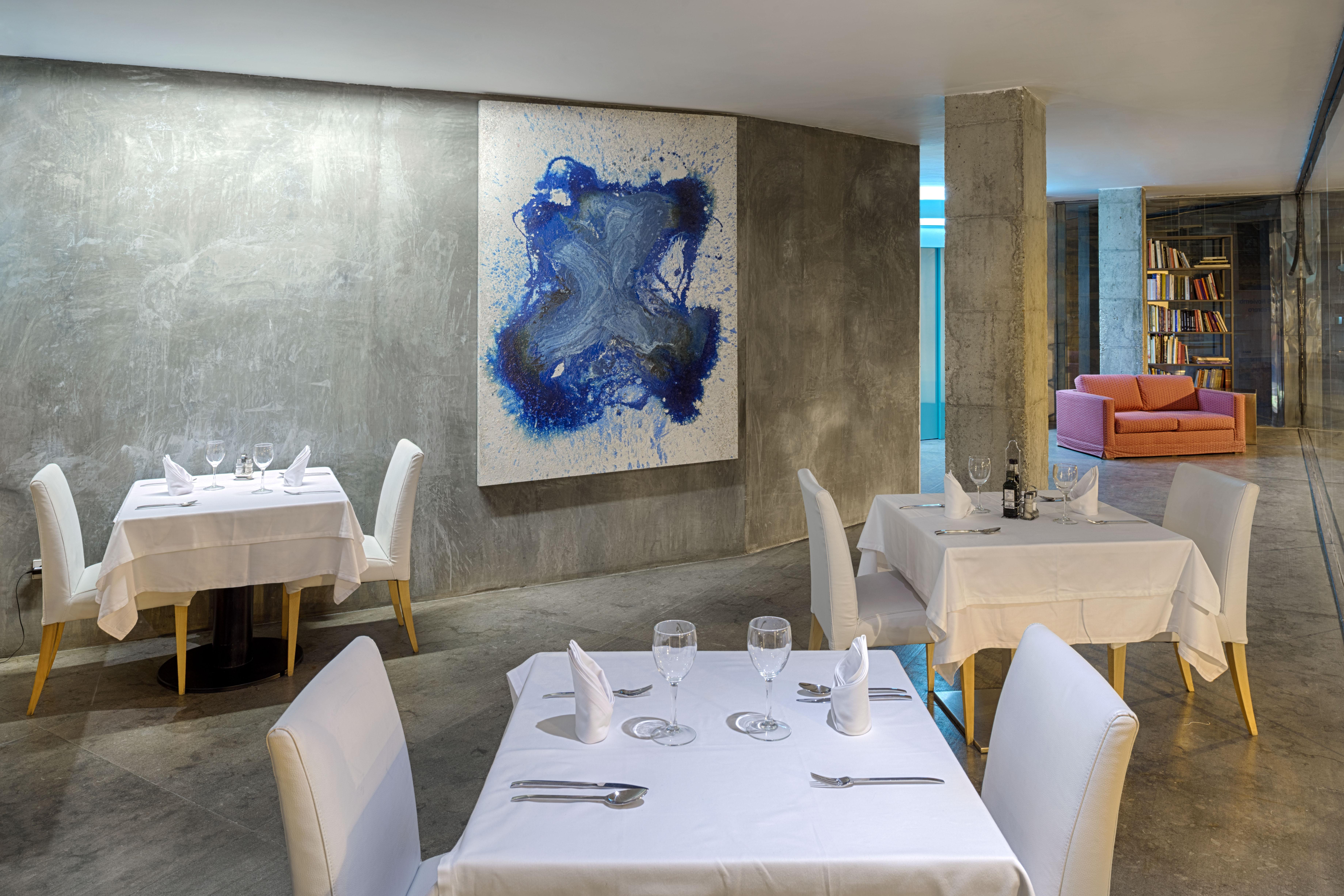 Hotel Sea Port 4*