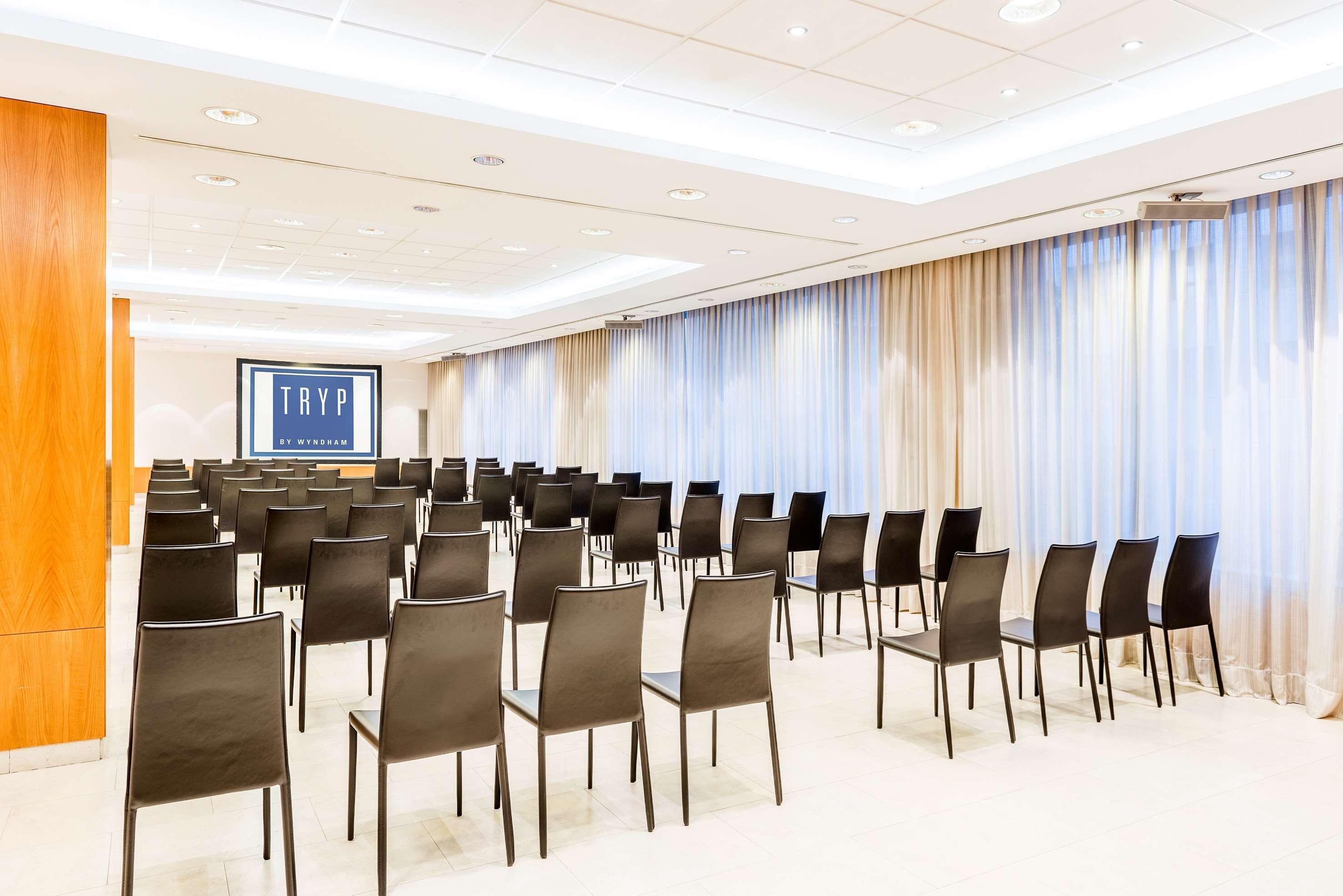 Oceanic Affiliated By Meliá 4* Valencia