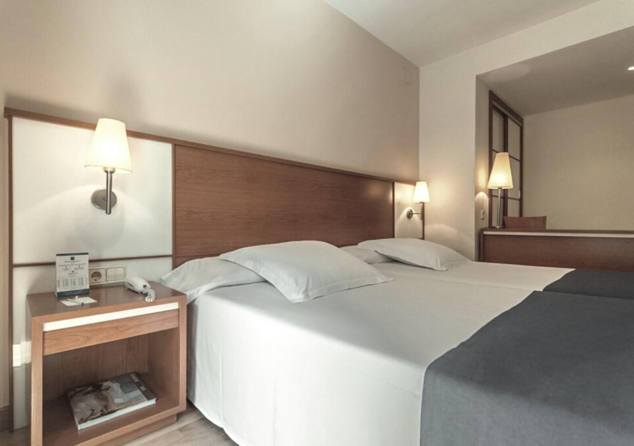 Rh Sorolla Centro Hotel