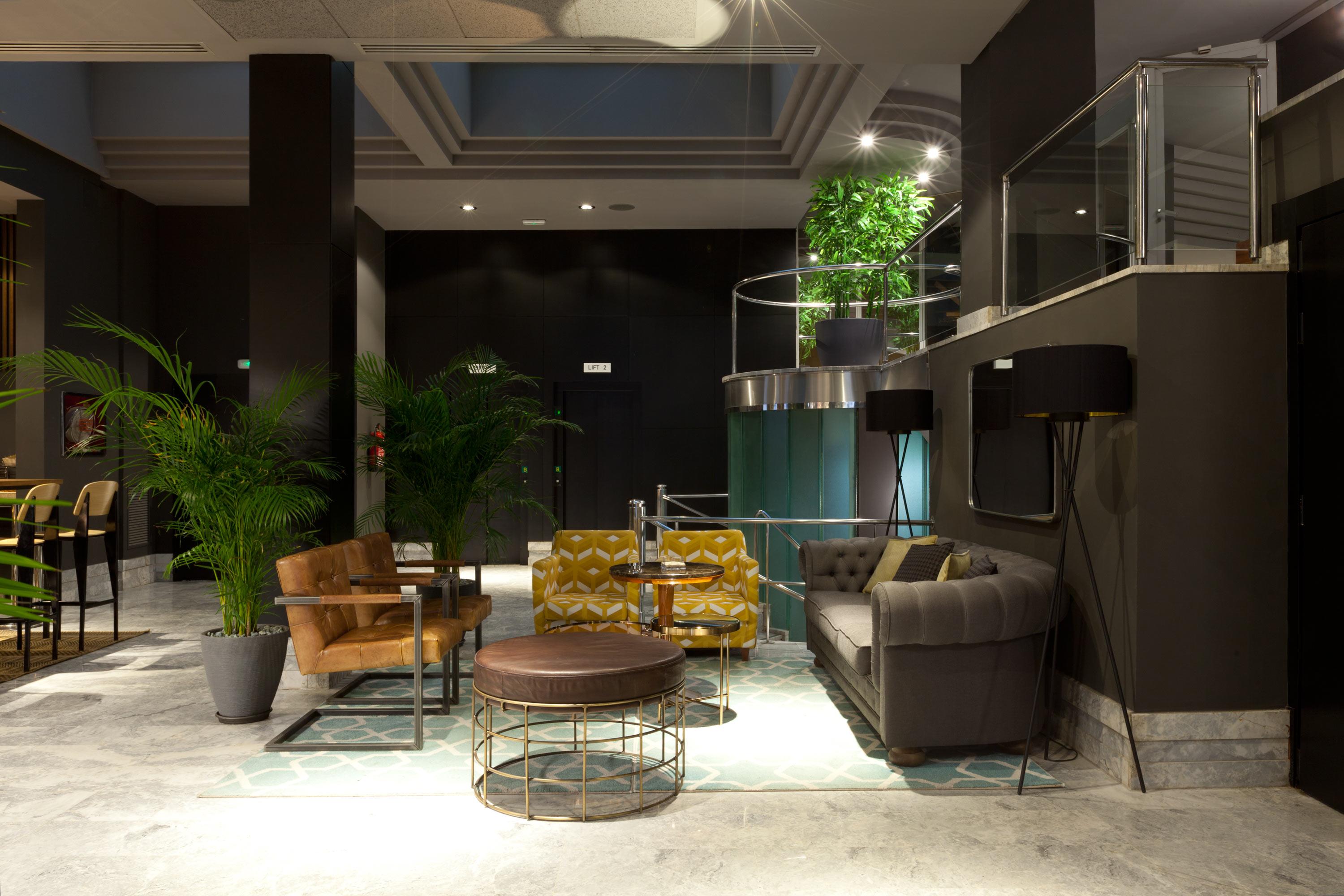 Hotel Malcom And Barret 3*