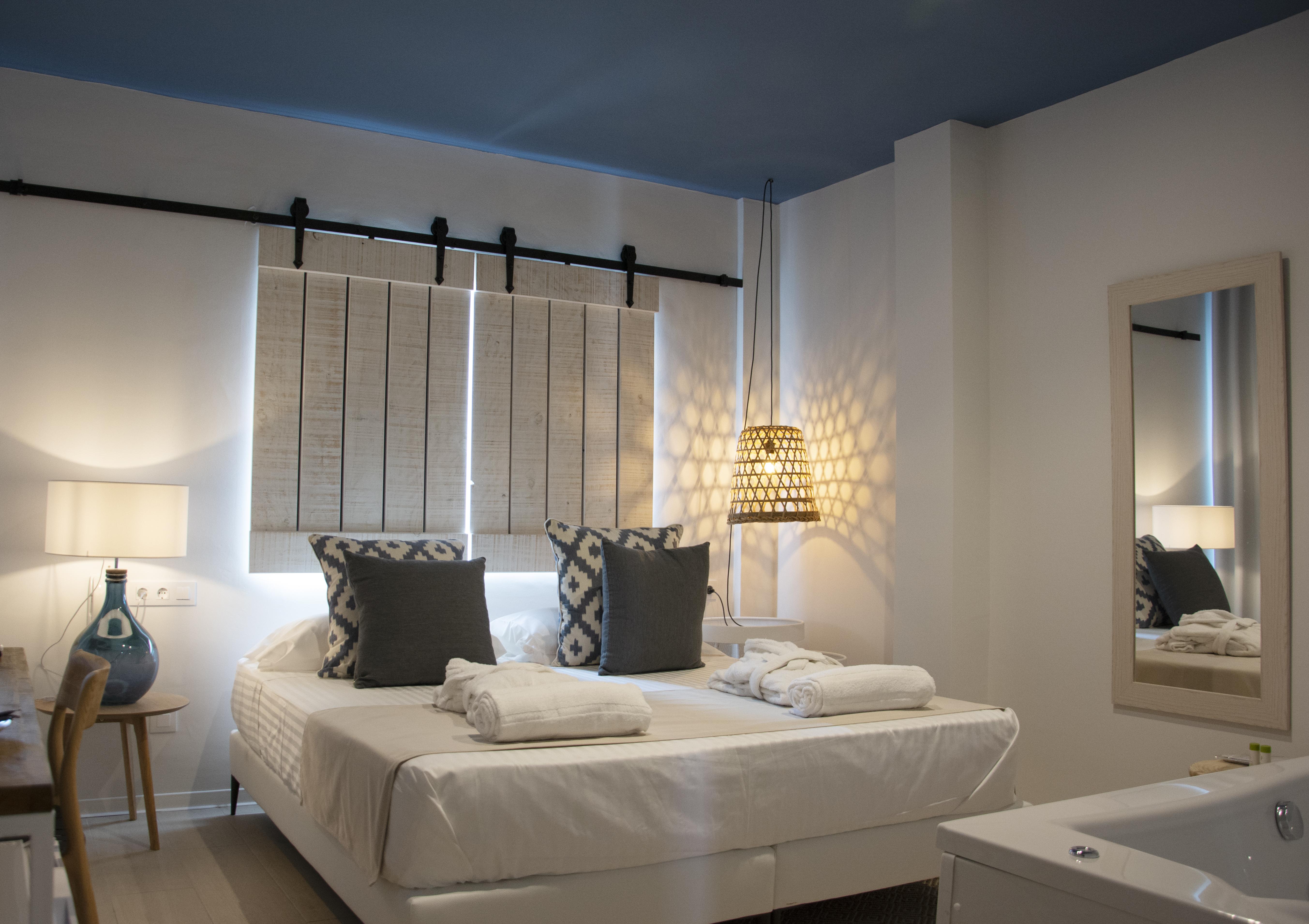 & Co. Saler Boutique Hotel