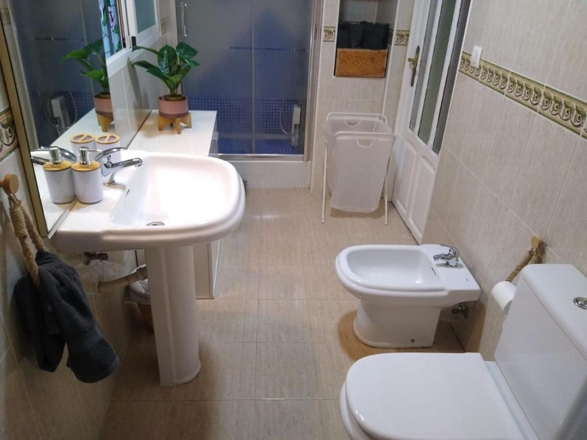 Casa Con Encanto Y Terraza Junto A La Playa * Valencia
