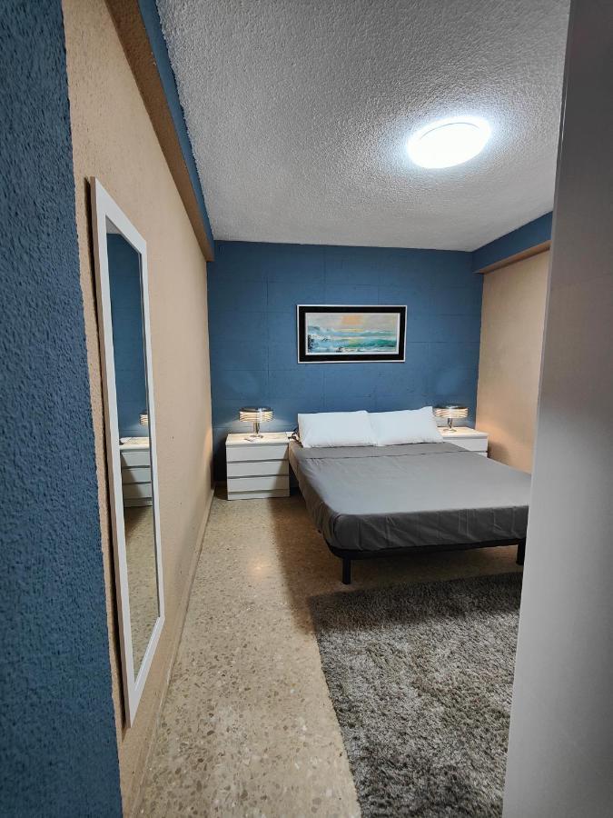 Habitacion En Alquiler, Valencia / Room For Rent, Valencia *