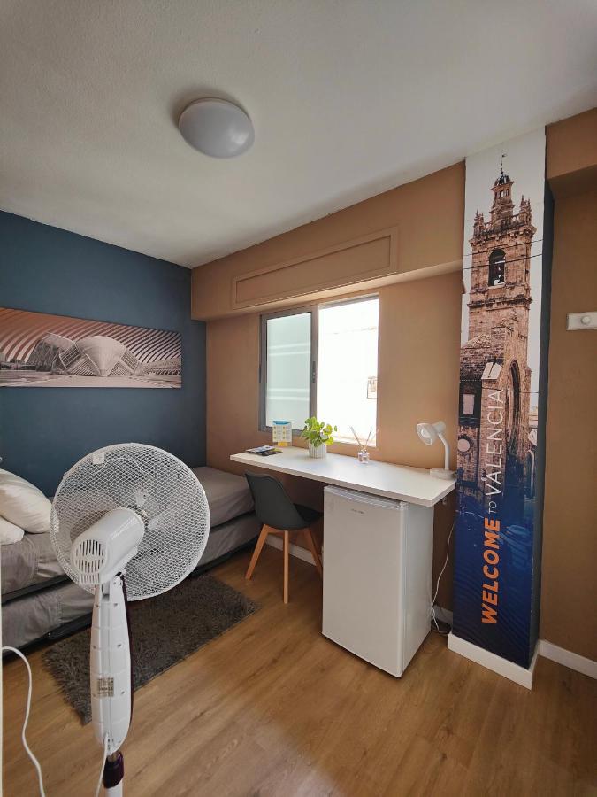 Habitacion En Alquiler, Valencia / Room For Rent, Valencia