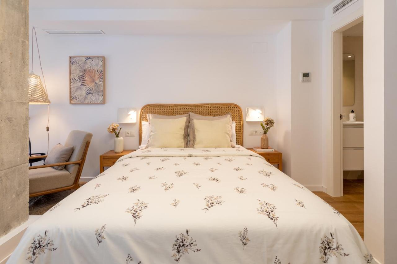 Apartup Opera Loft Apartment *