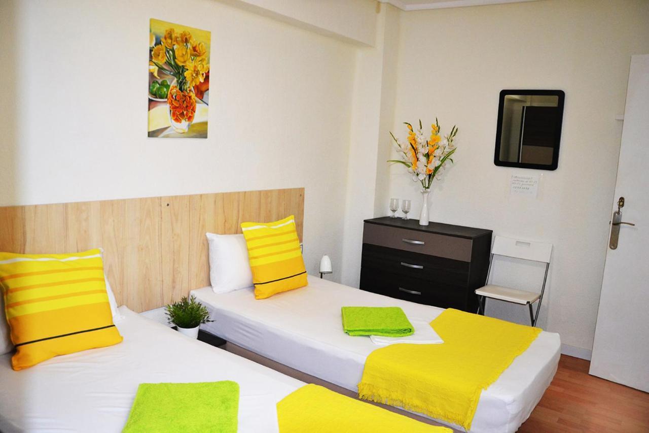 Homestay Double Cozy Room. Ruzafa - Perfect Place To Valencia