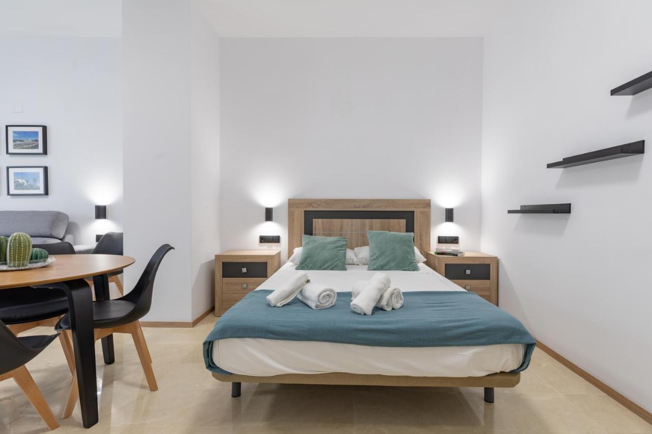 Travel Habitat La Marina Real Valencia