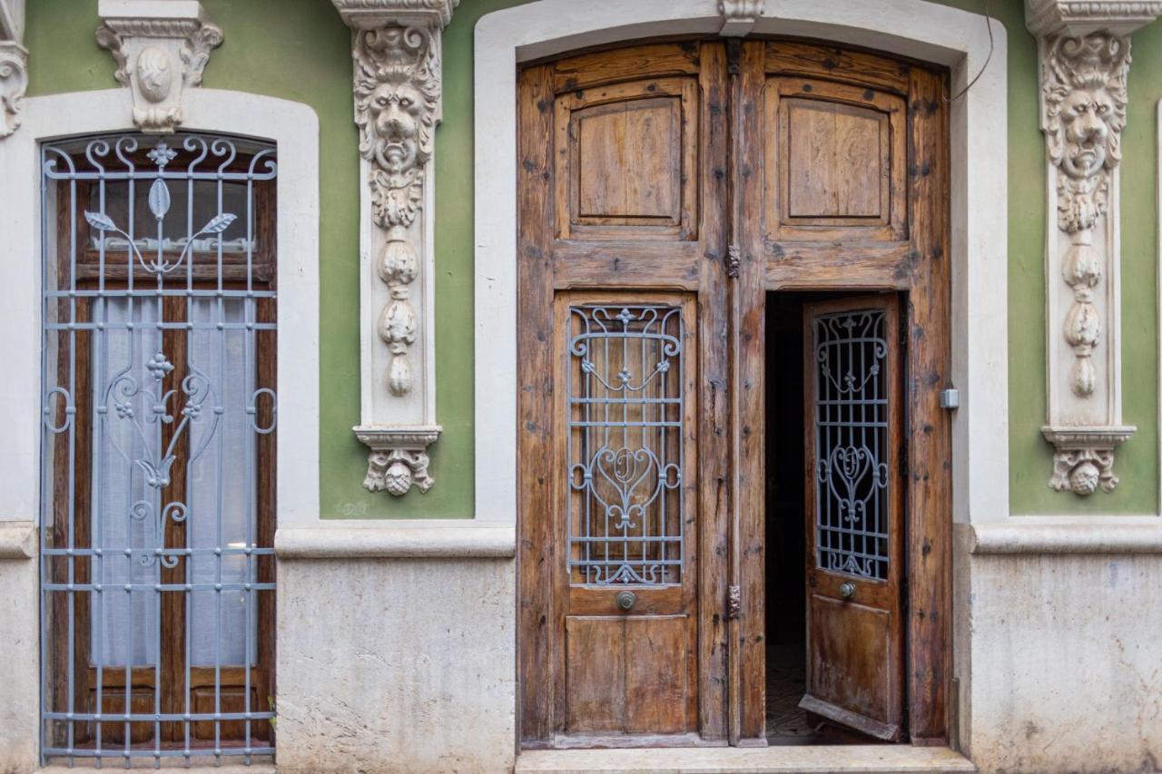 Florit Flats - Traditional House In El Cabanyal