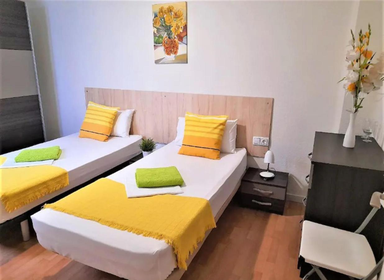 Homestay Double Cozy Room. Ruzafa - Perfect Place To