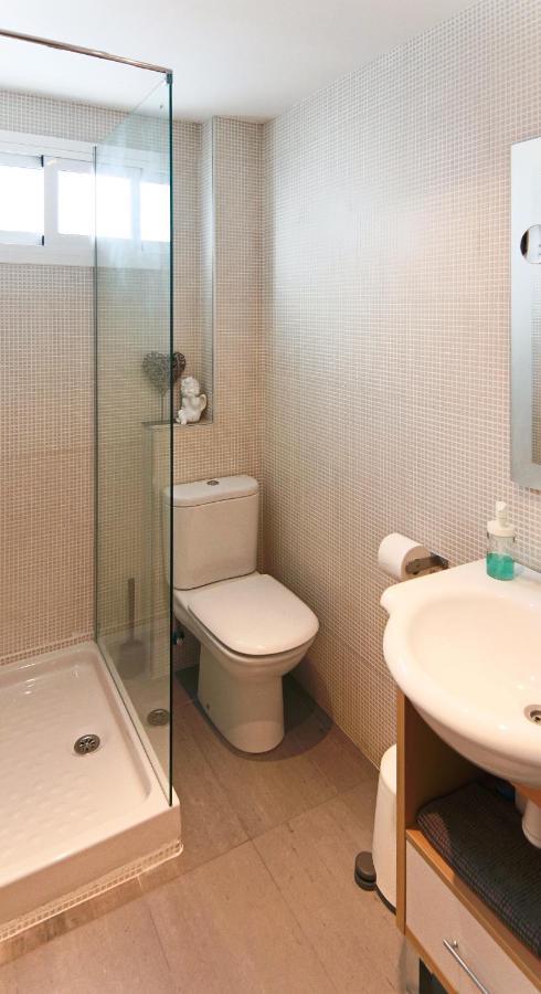Luminoso. Comodo. Acogedor. Wifi. Junto A Ave *