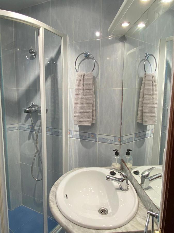 Habitación Doble Cerca Al Centro. * Valencia