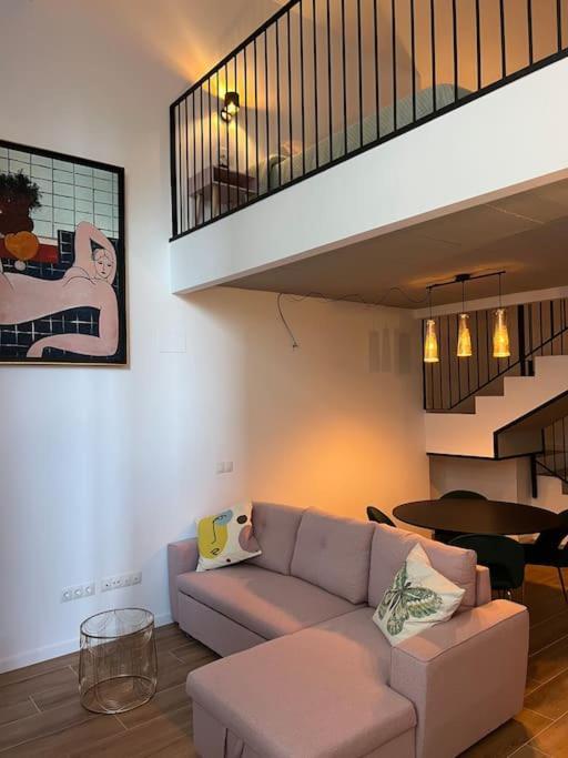 Appartement Alameda Velvet Ciudad Ciencias - Housevanlive Valencia