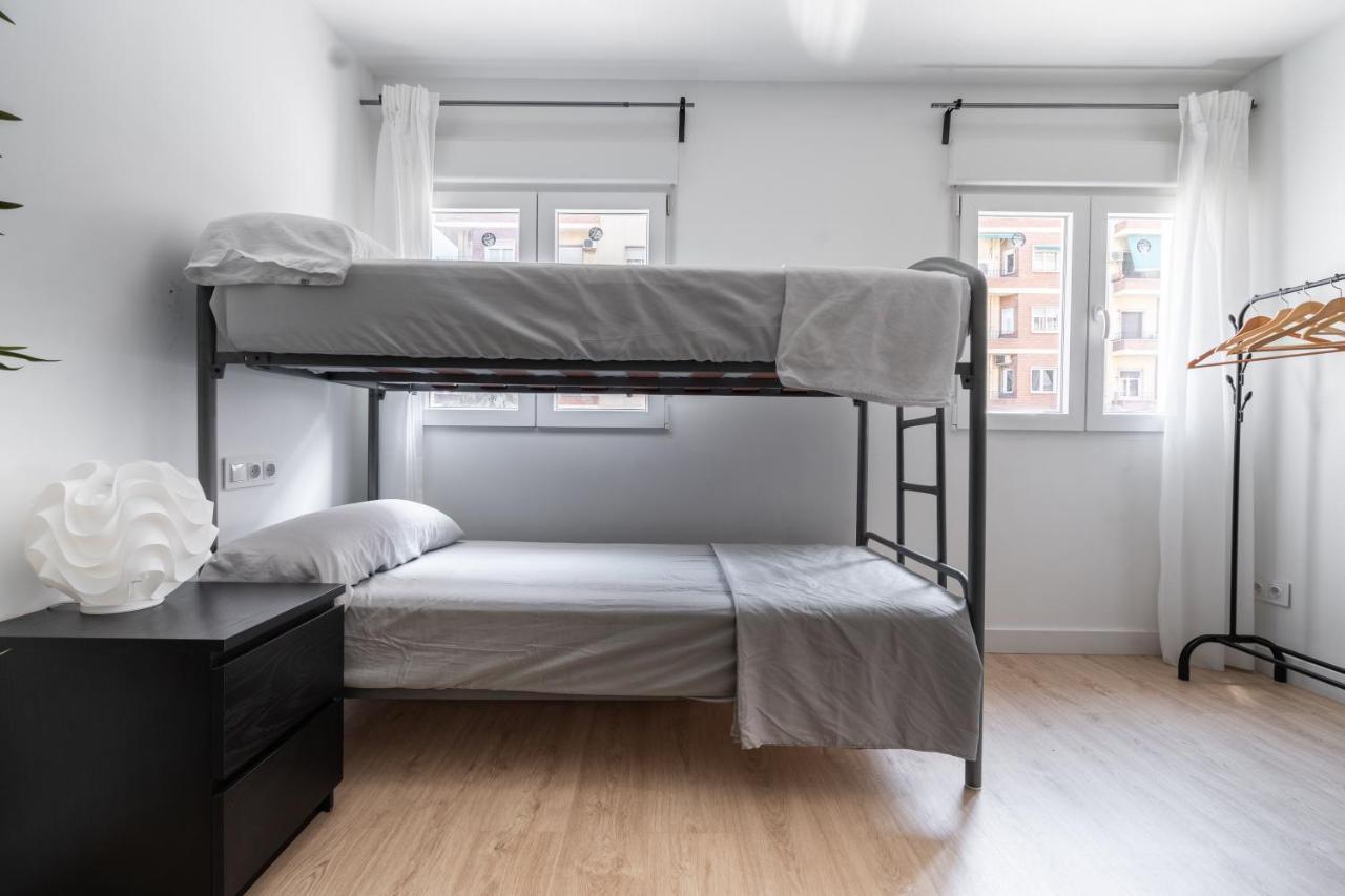 - Spacious Sanctuary In The Heart Of Valencia! - Apartment *