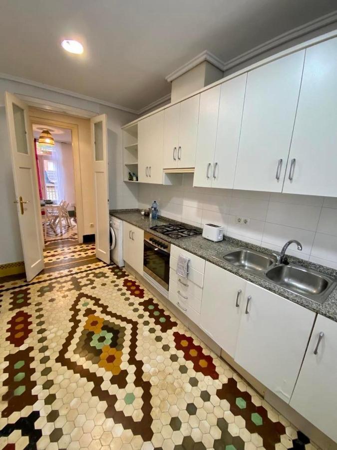 Apartment To Sea *