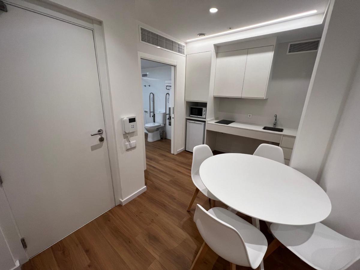 Aparthotel Old Town Flats Casa Del Bisbe