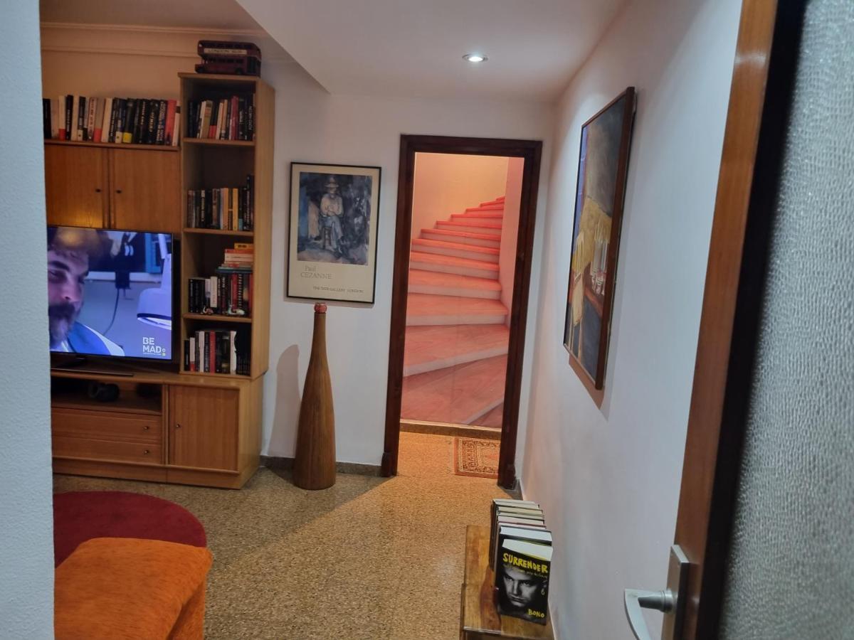 Private Center Apartment *