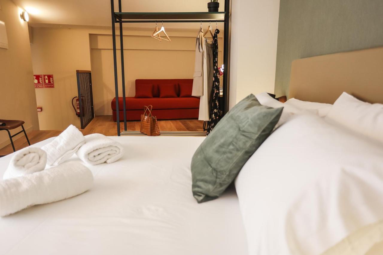 Hotel Mythic