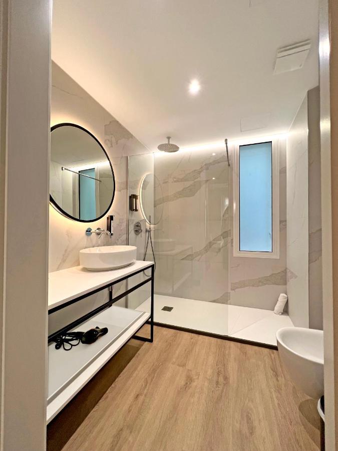 Soho Boutique Turia Hotel 4*