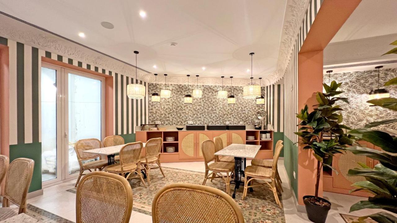 Soho Boutique Turia Hotel 4*