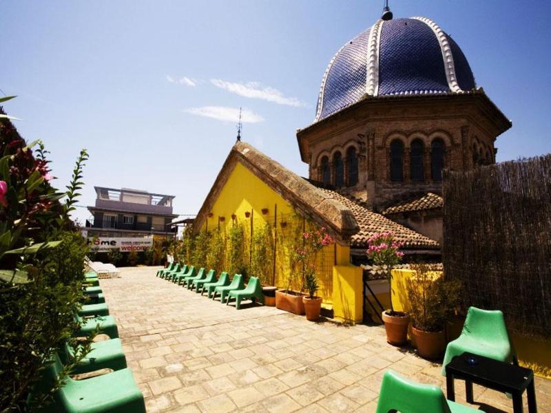 Hostel Feetup Backpackers