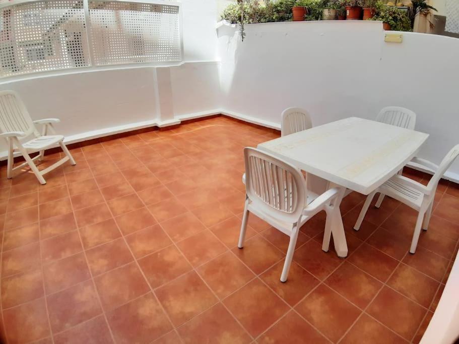 Nuevo Con Terraza Muy Cerca De La Playa Apartment *