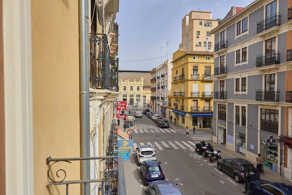 Apartamento Minimalista En Convento Jerusalen Apartment *
