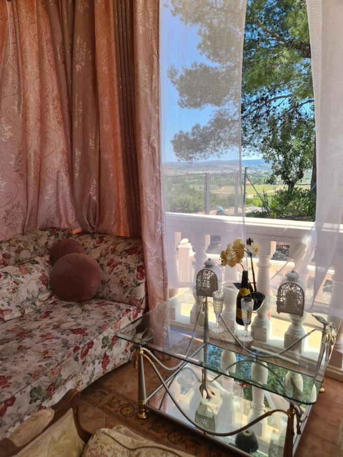 Chateau Angelique * Valencia