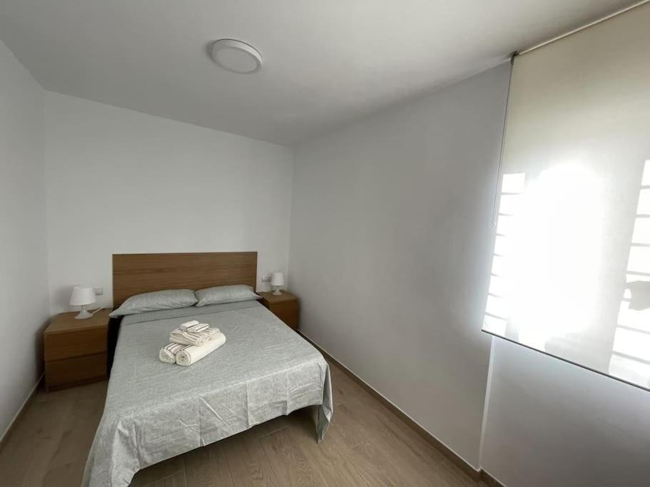 Malvarrosa 5px 2bth 5 Min Beach. Wifi. *