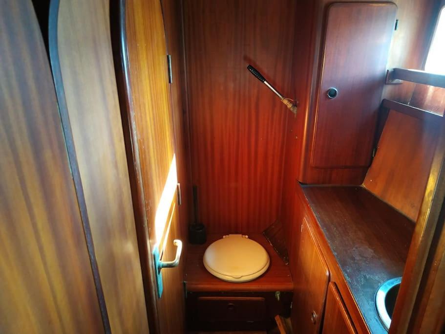 Velero Unico Donde Relajarte, Parking Gratuito Valência