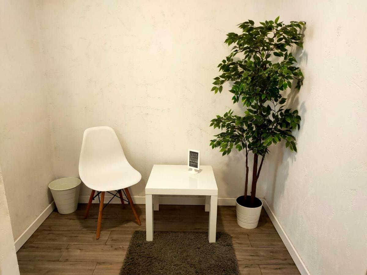 Apartment Pequeno Con Mini Piscina - No Climatizada *