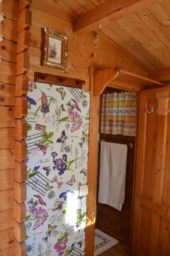 Сasa de vacaciones The Fool & The Princess Wooden House 2 Valencia