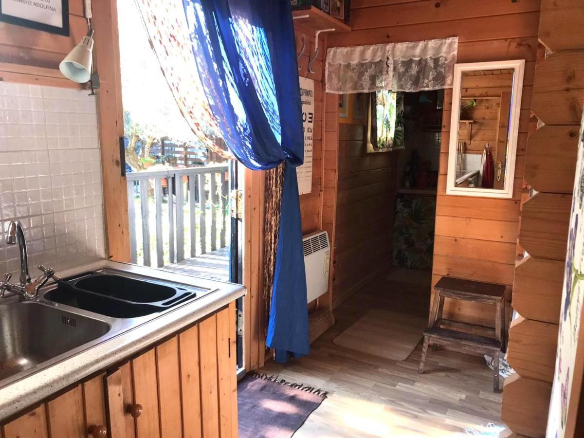 Сasa de vacaciones The Fool & The Princess Wooden House 2 *