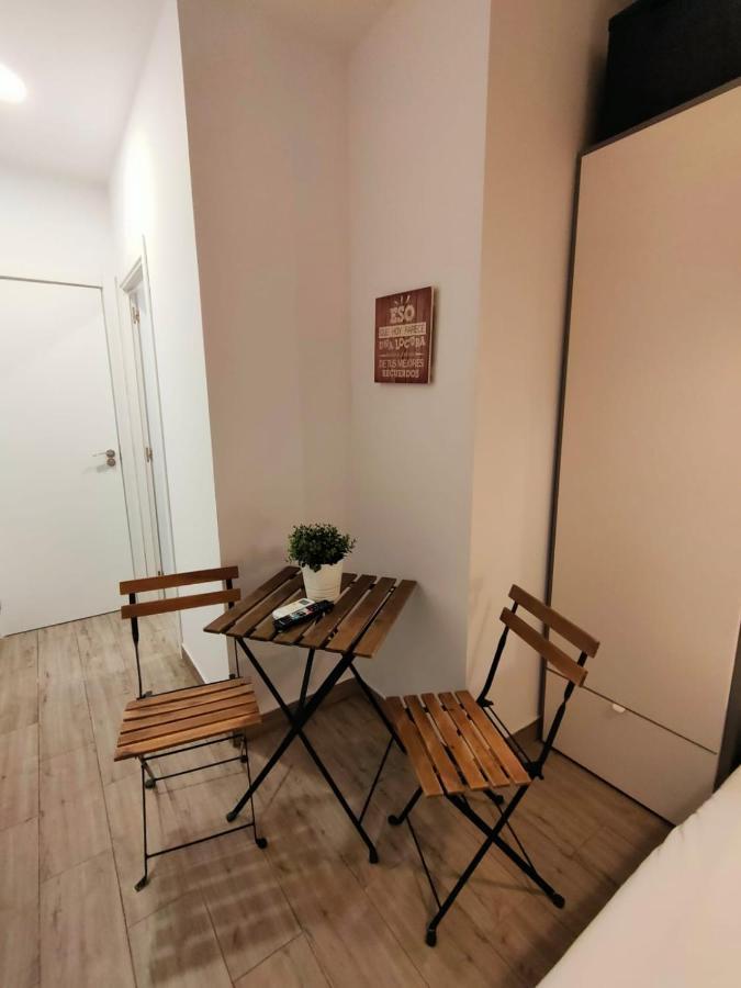 Pequeno Con Mini Piscina - No Climatizada Apartment Valencia