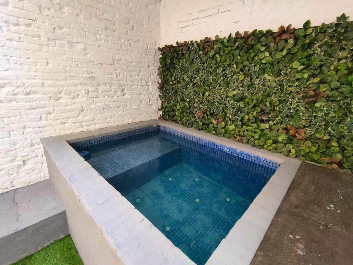 Apartment Pequeno Con Mini Piscina - No Climatizada *