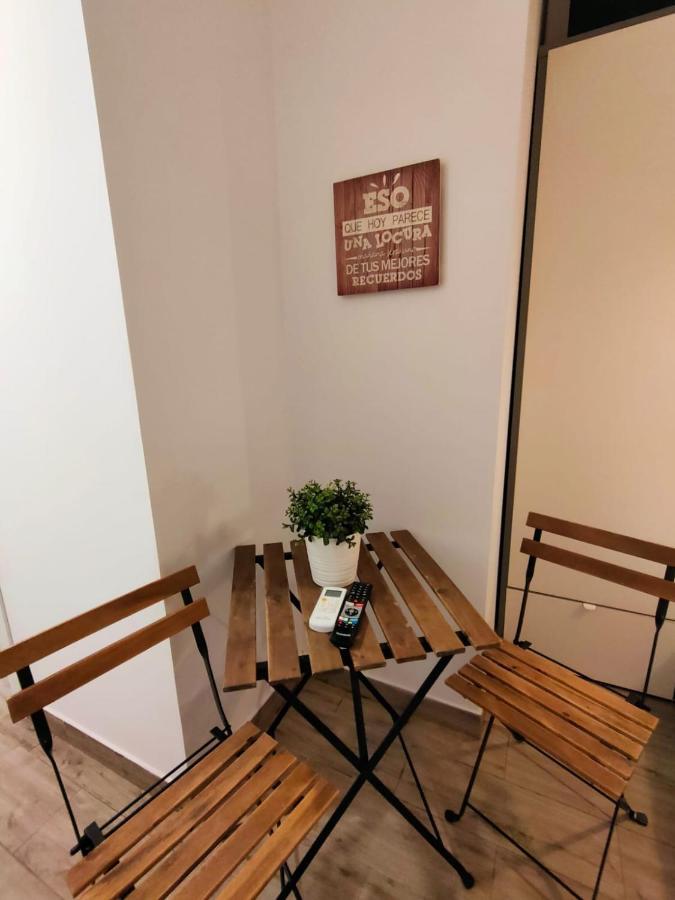 Pequeno Con Mini Piscina - No Climatizada Apartment Valencia