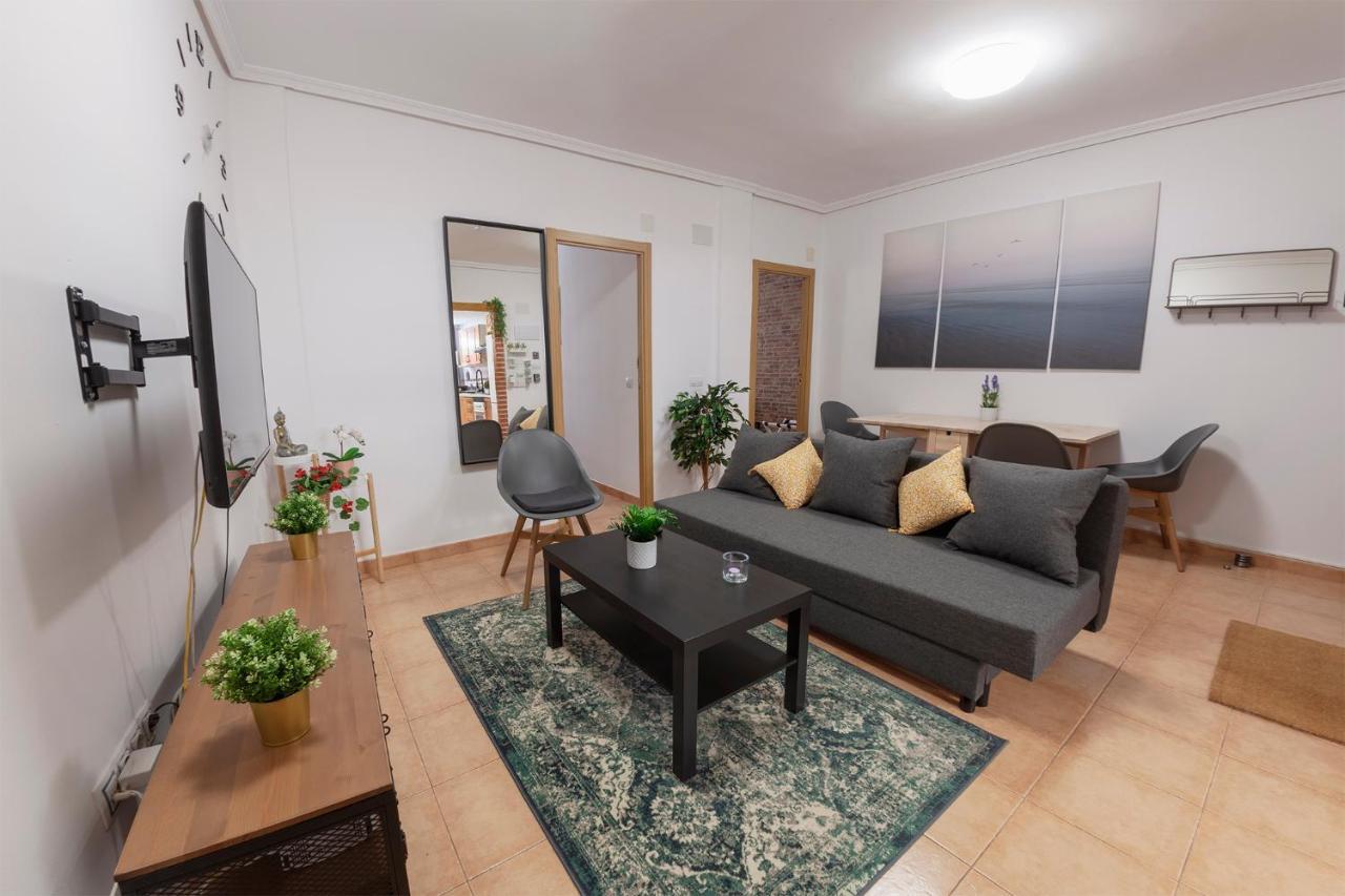 Apartment Luxury Artistic Digital Nomad 2 Bedroom W/terrace Valencia