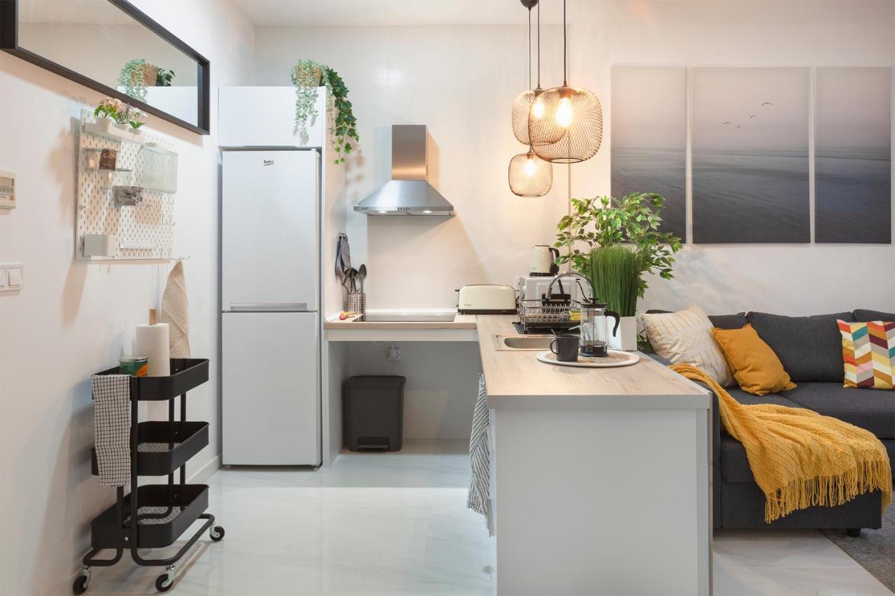 Artistic Digital Retreat-great Location Near Metro Apartamento
