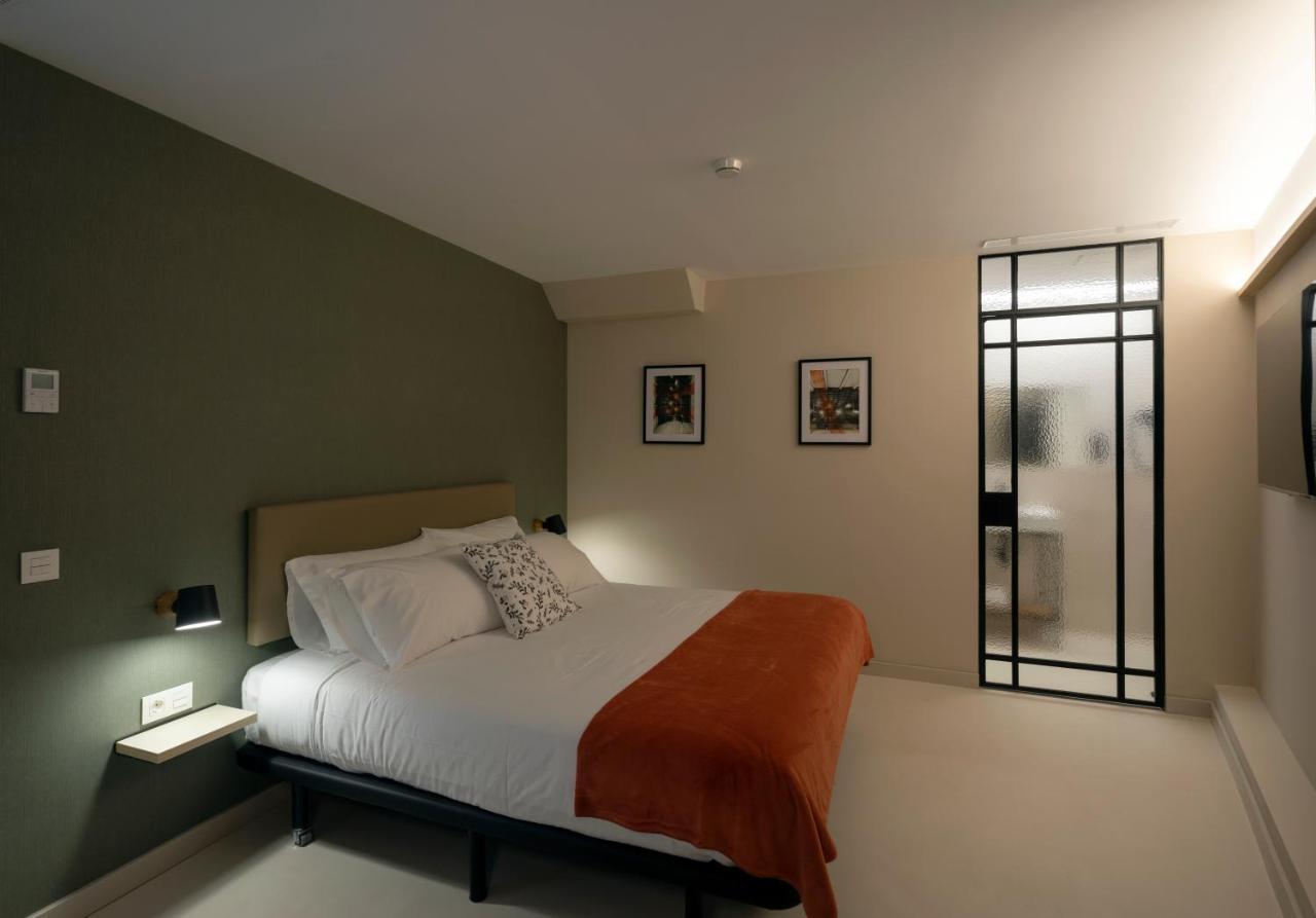 Hotel Mythic