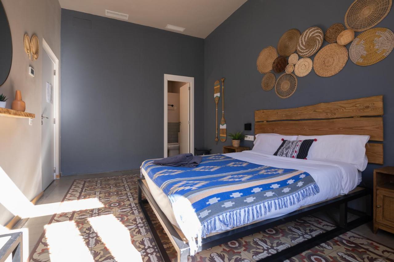 Bed & Breakfast Bird House Valencia
