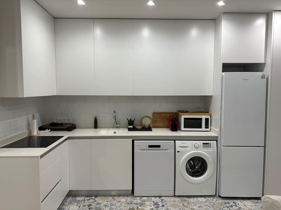 Apartment Precioso Con Patio. Pyp Valencia
