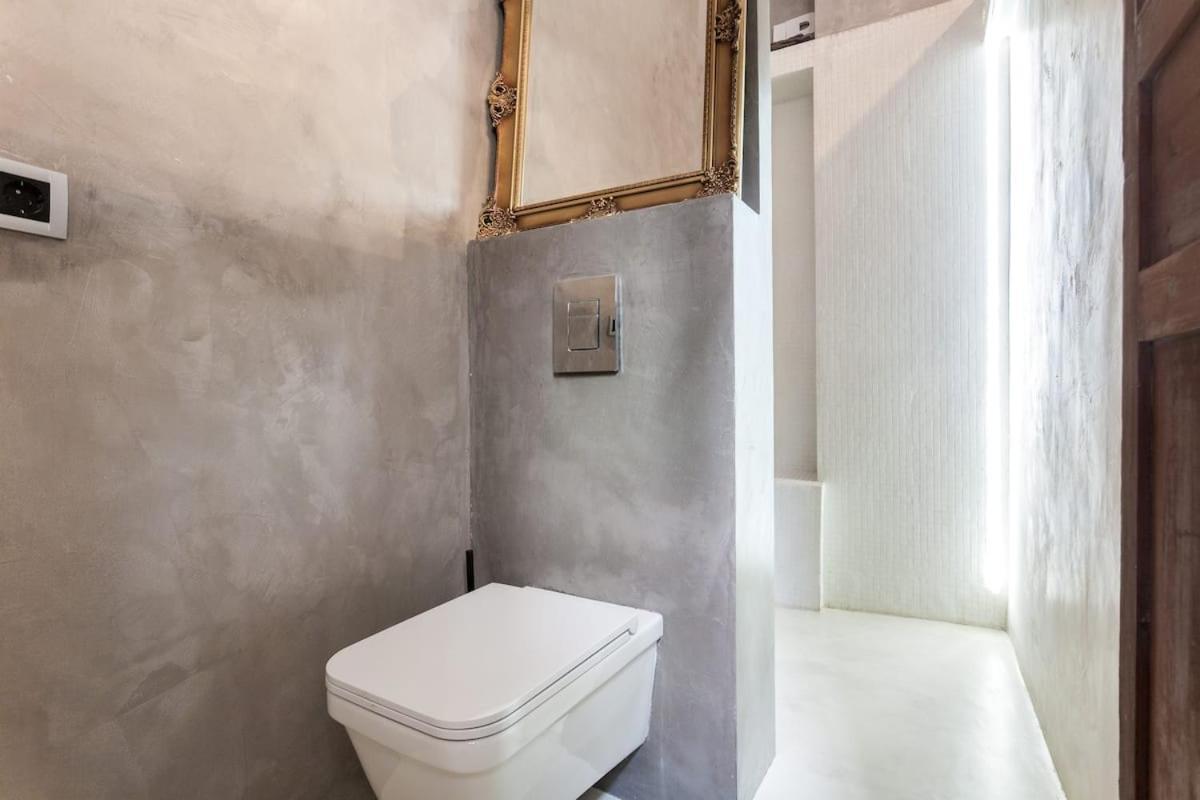 Casita Artista En Edificio Barrio Ruzafa Apartamento